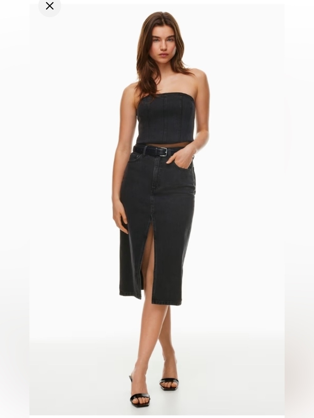Aritzia Denim Forum 90s Halle Denim Skirt size 26